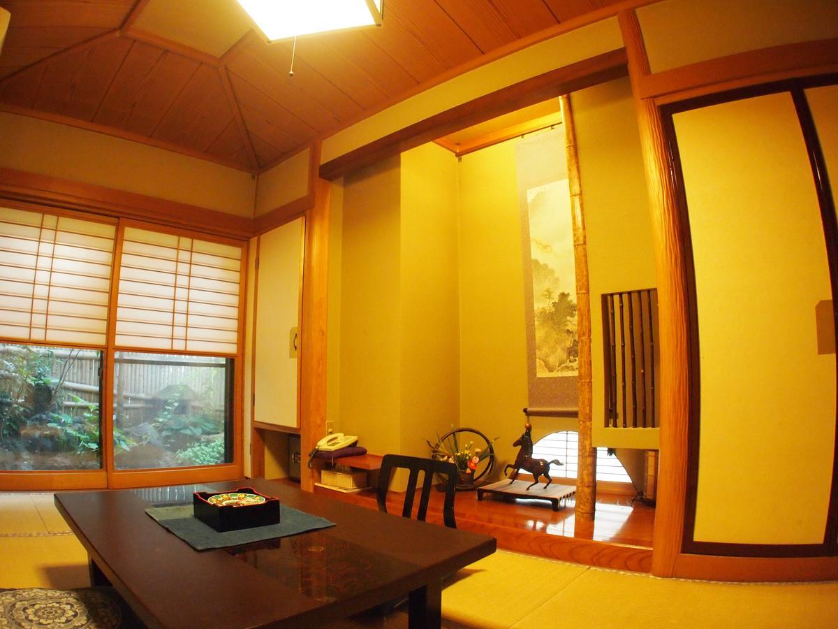 Chuo Hotel Chikuma Екстериор снимка