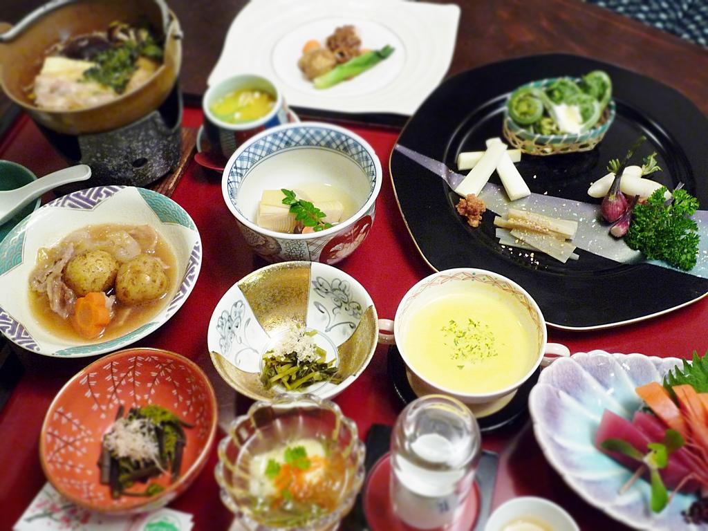 Chuo Hotel Chikuma Екстериор снимка